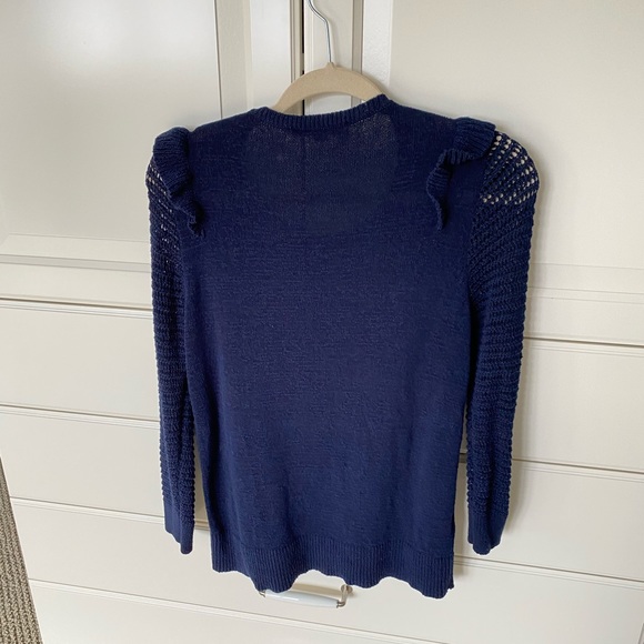 Ruffled navy sweater with knitted sleeves - Picture 3 of 7